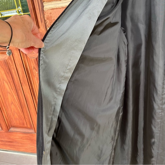 Ladies lightweight trench/raincoat. size medium - Picture 11 of 15